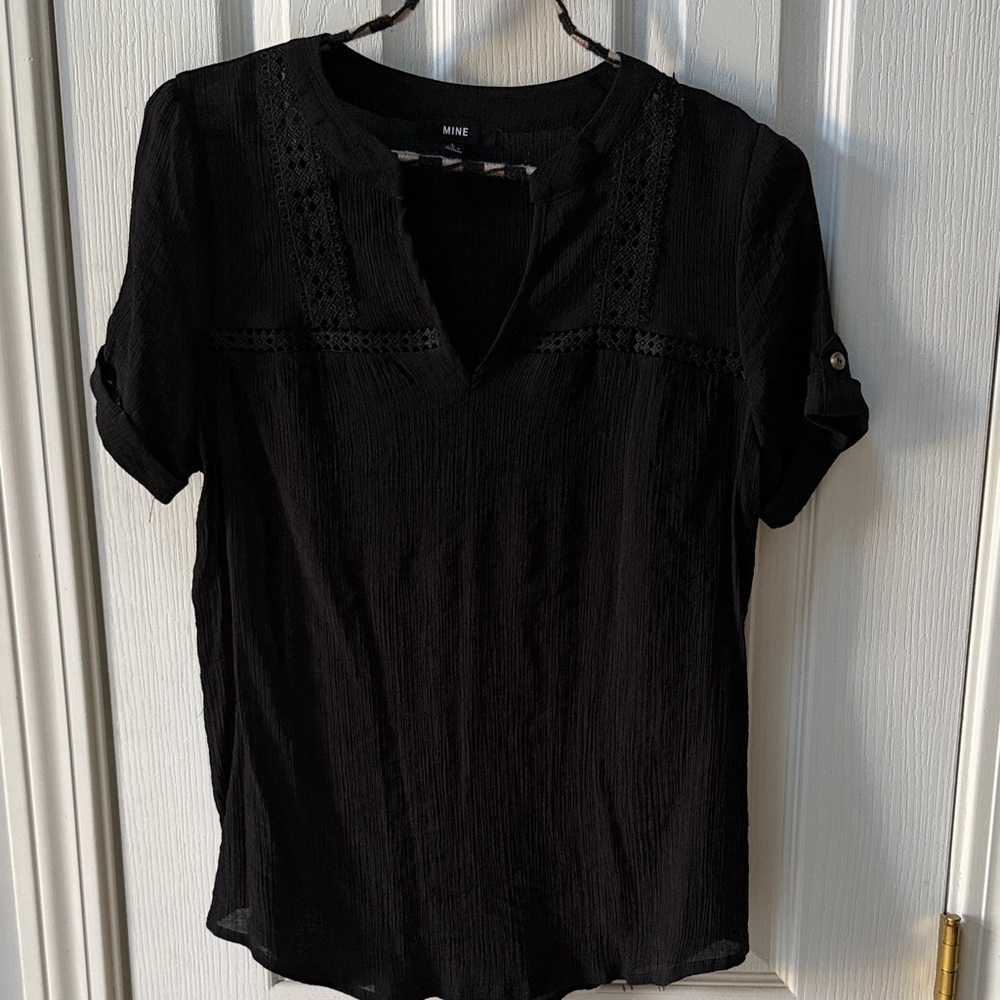 MINE Black Short Sleeve V-Neck Blouse
